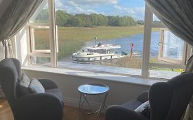 Lough Key Luxury Riverfront Apartment