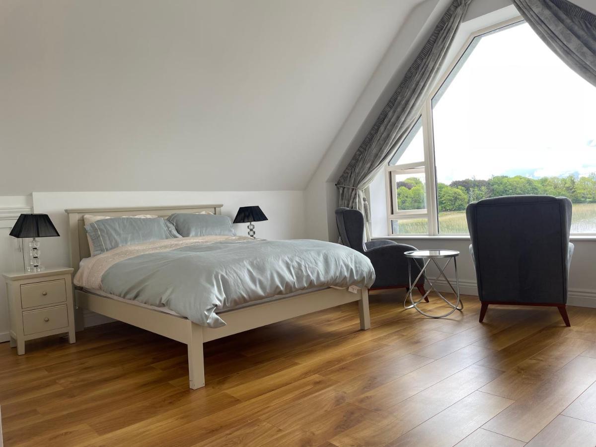 Lough Key Luxury Riverfront Apartment Cootehall Exterior photo