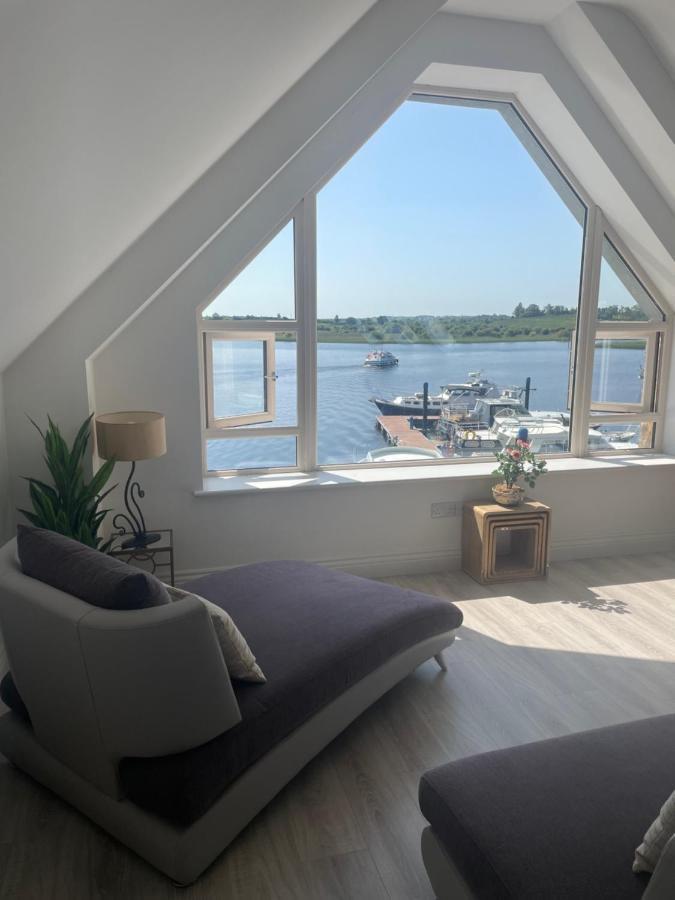 Lough Key Luxury Riverfront Apartment Cootehall Exterior photo
